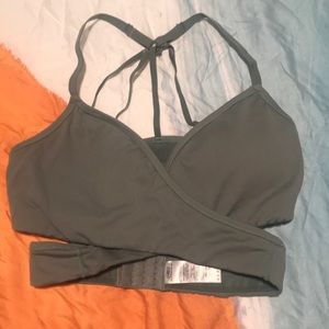 Alphalete sport bra